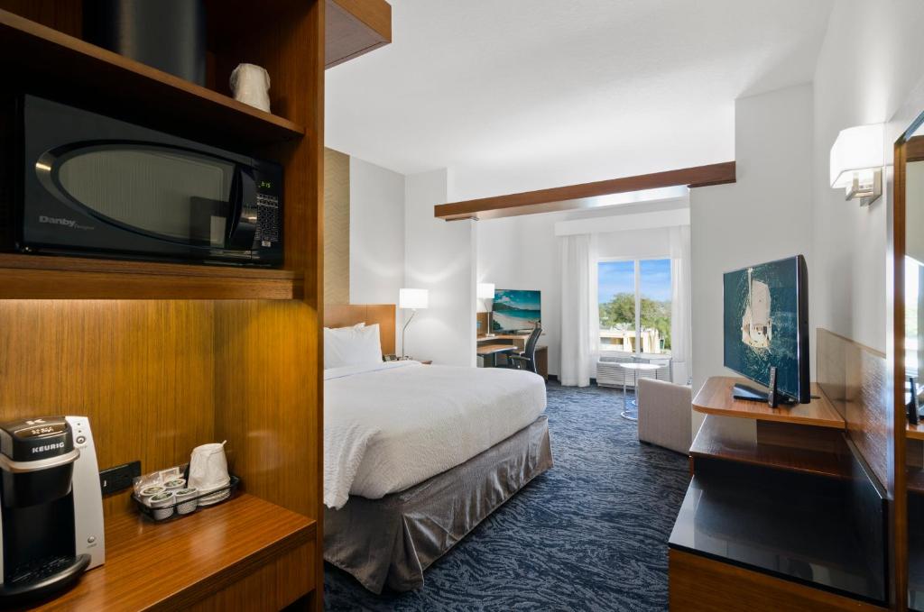 Fairfield Inn & Suites by Marriott St Petersburg North image 22