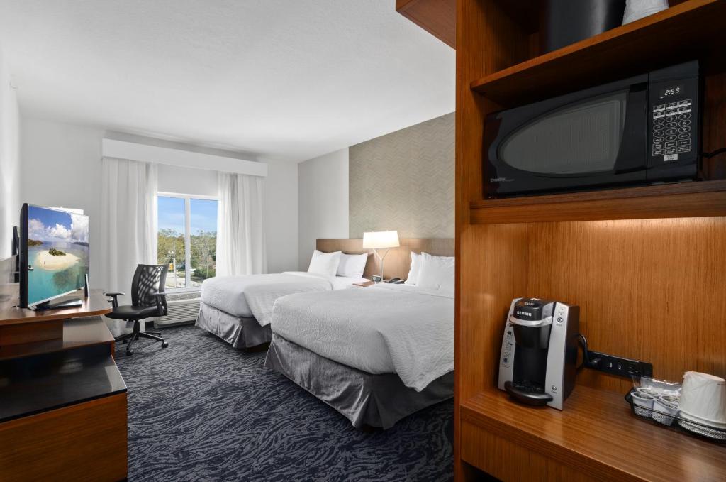 Fairfield Inn & Suites by Marriott St Petersburg North image 25