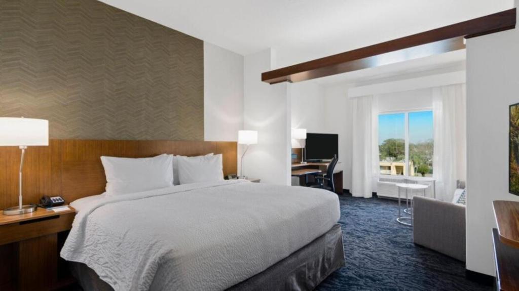 Fairfield Inn & Suites by Marriott St Petersburg North image 6